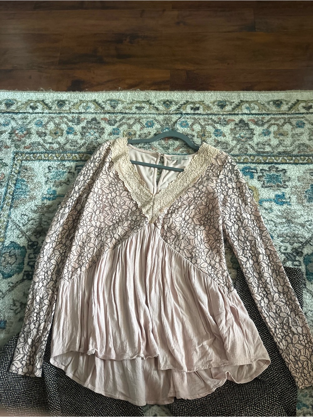 Essentials Light Pink Lace & Pleat V-Neck Tunic